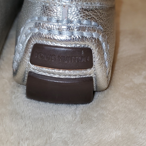 AUTHENTIC Louis Vuitton Silver Studded Driving Loafers EU37.5 PERFECT CONDITION - Picture 8 of 16